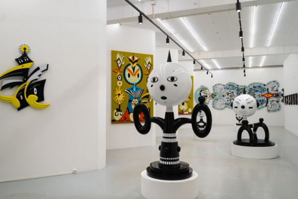 В москве открылась выставка «дом сомнений» в рамках lll перкиннале современного искусства В москве открылась выставка «дом сомнений» в рамках lll перкиннале современного искусства