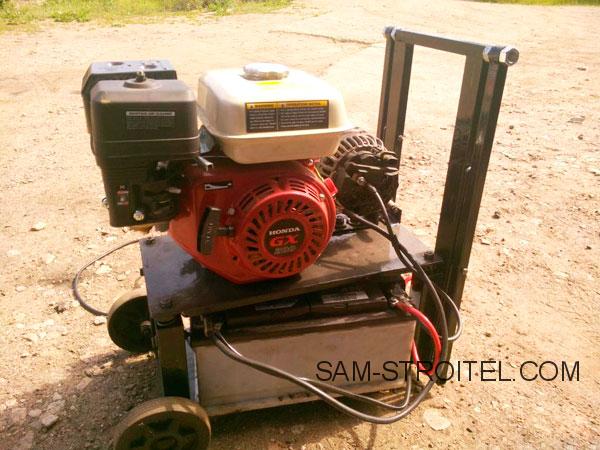 Сделал самодельный генератор на 220в на случай отключения электричества Сделал самодельный генератор на 220в на случай отключения электричества