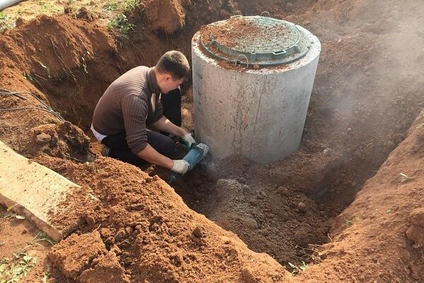 Как сооружается выгребная яма из бетонных колец: схемы + пошаговое руководство Как сооружается выгребная яма из бетонных колец: схемы + пошаговое руководство