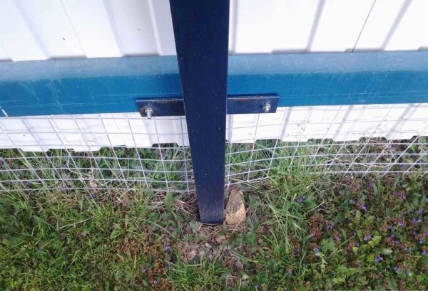 Фундамент для забора: как не закопать лишние деньги Фундамент для забора: как не закопать лишние деньги