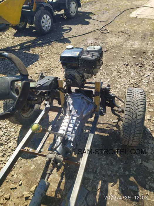 Сделал самодельный автомобиль с двигателем от мотоблока (15 фото) Сделал самодельный автомобиль с двигателем от мотоблока (15 фото)