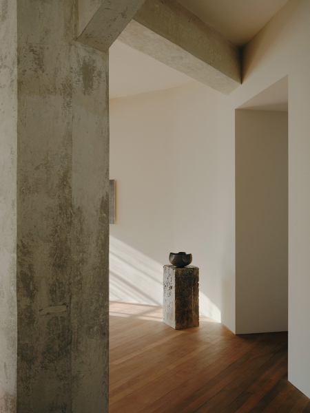 Бетон, естественный свет и японские мотивы: лофт в сиднее