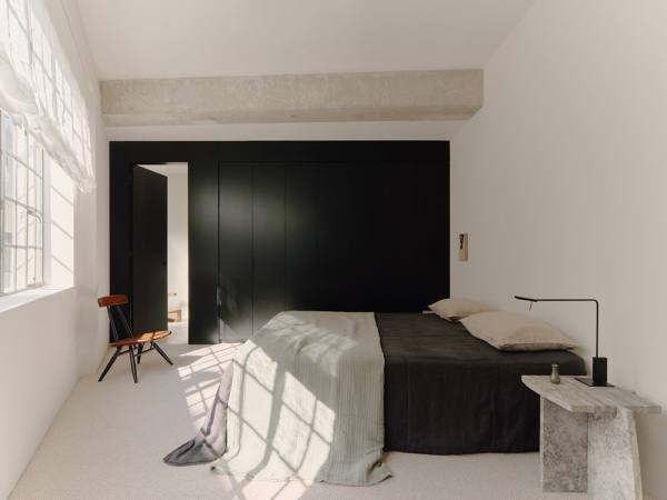 Бетон, естественный свет и японские мотивы: лофт в сиднее