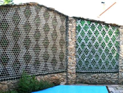 Как сделать забор из стеклянных бутылок Как сделать забор из стеклянных бутылок