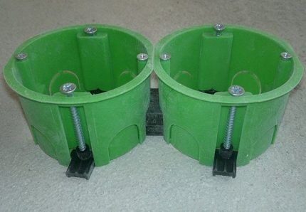 Как установить выключатель света: пошаговые инструкции для подключения типовых выключателей Как установить выключатель света: пошаговые инструкции для подключения типовых выключателей