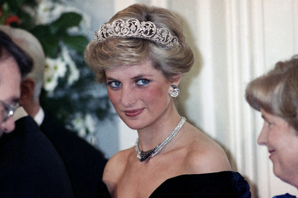 Дом, где отдыхала принцесса диана, выставлен на продажу Дом, где отдыхала принцесса диана, выставлен на продажу