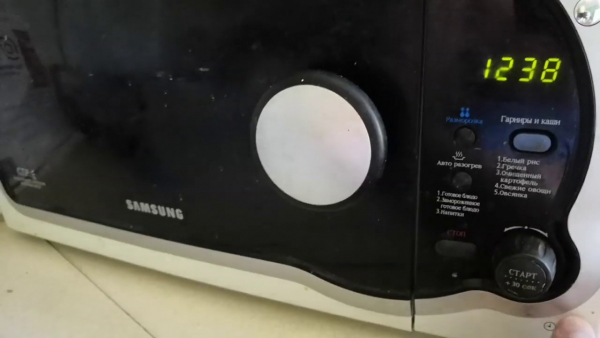 Нужно ли выключать электроприборы из розетки? Нужно ли выключать электроприборы из розетки?