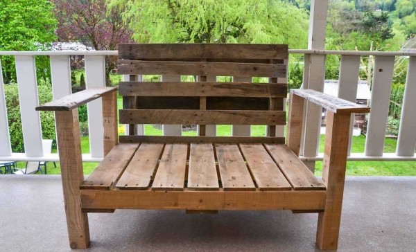 Как сделать скамейку: оригинальные идеи (чертежи, фотоотчеты) Как сделать скамейку: оригинальные идеи (чертежи, фотоотчеты)