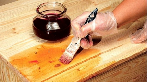 Для чего нужна олифа для дерева – пропитка, защита Для чего нужна олифа для дерева – пропитка, защита