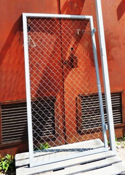 Как сделать калитку для забора из сетки-рабицы Как сделать калитку для забора из сетки-рабицы