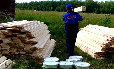 Чем обработать деревянный забор Чем обработать деревянный забор