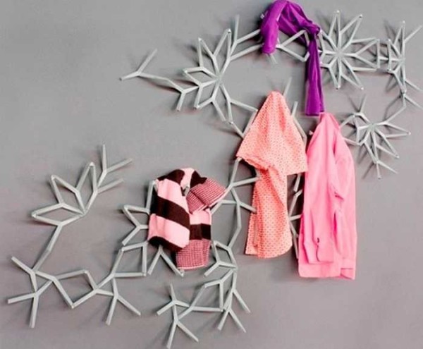 Выбираем настенную вешалку в прихожую Выбираем настенную вешалку в прихожую