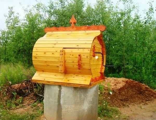 Оформление колодца: колодезный домик (открытый и закрытый) Оформление колодца: колодезный домик (открытый и закрытый)