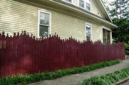 Варианты дизайна забора из профнастила Варианты дизайна забора из профнастила