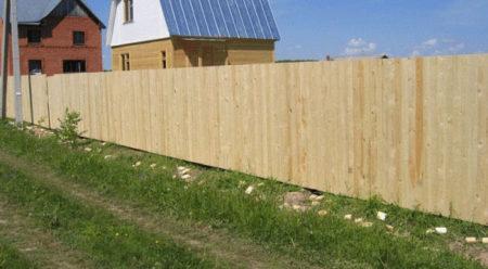 Варианты дизайна деревянного забора Варианты дизайна деревянного забора