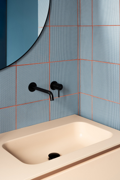 Яркий минималистичный интерьер дизайнера в бывшем погребе в палермо Яркий минималистичный интерьер дизайнера в бывшем погребе в палермо