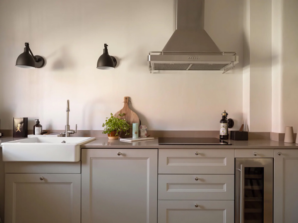 Красивые настенные панели и цветочные обои: уютная квартира в гётеборге Красивые настенные панели и цветочные обои: уютная квартира в гётеборге