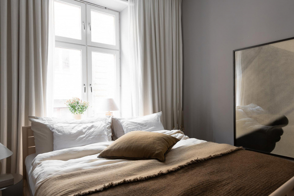 Кремовый интерьер современной скандинавской квартиры (66 кв. М)