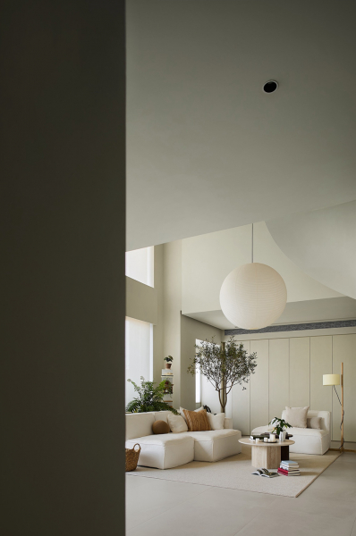 Мягкий современный интерьер вдохновляющего лофта в китае