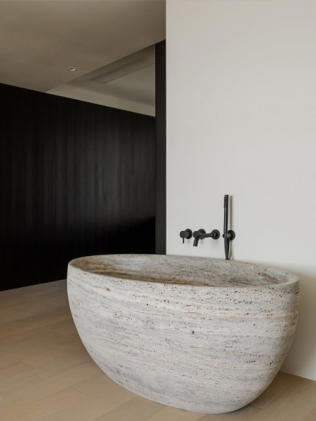 Модный минималистичный интерьер с тёмной мебелью в китае Модный минималистичный интерьер с тёмной мебелью в китае