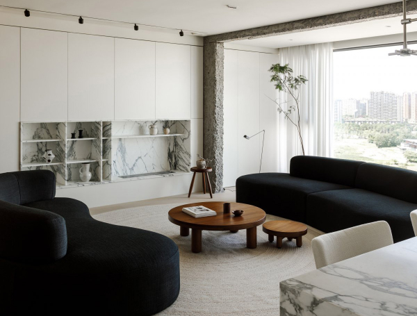 Модный минималистичный интерьер с тёмной мебелью в китае Модный минималистичный интерьер с тёмной мебелью в китае