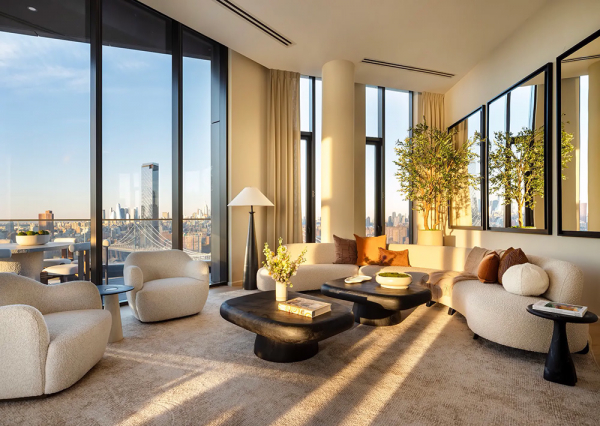 Молочные интерьеры современной резиденции в нью-йоркской высотке Молочные интерьеры современной резиденции в нью-йоркской высотке