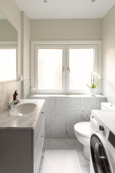 Открытая гостиная и пастельные тона: светлый и нежный интерьер в стокгольме (53 кв. М)