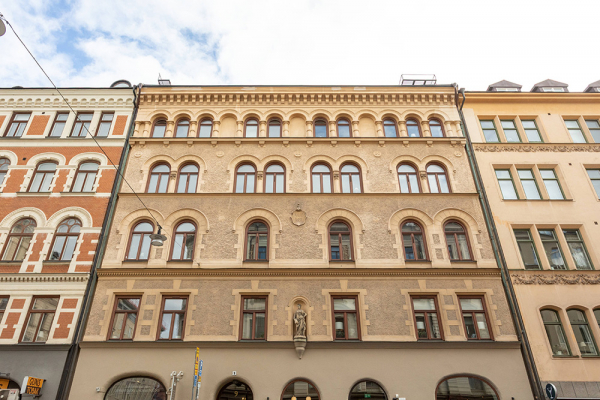 Открытая гостиная и пастельные тона: светлый и нежный интерьер в стокгольме (53 кв. М)