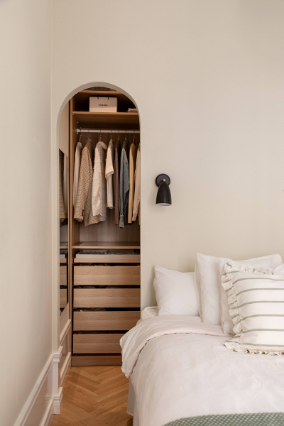 Открытая гостиная и пастельные тона: светлый и нежный интерьер в стокгольме (53 кв. М)