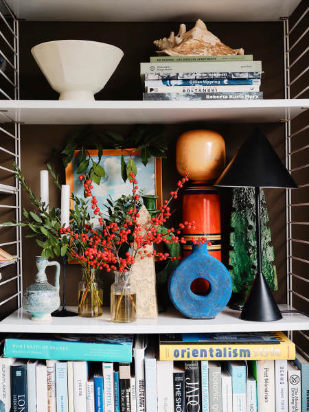 Праздничный интерьер в легендарном комплексе the barbican в лондоне Праздничный интерьер в легендарном комплексе the barbican в лондоне