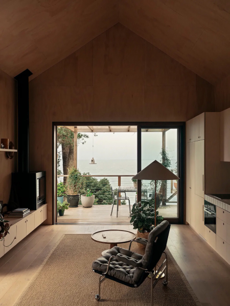 Прекрасная реконструкция старого дома 70х годов у океана в австралии Прекрасная реконструкция старого дома 70х годов у океана в австралии