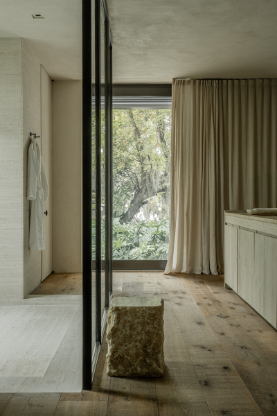 Роскошь натуральных материалов и оттенков в дизайне виллы во флориде Роскошь натуральных материалов и оттенков в дизайне виллы во флориде