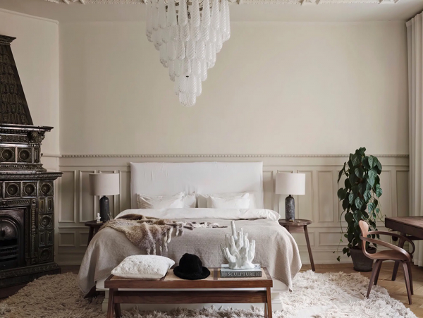 Семья переехала из загородного дома в эту большую и элегантную квартиру в центре гётеборга Семья переехала из загородного дома в эту большую и элегантную квартиру в центре гётеборга