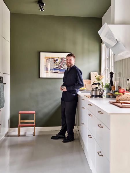 Смелые цветовые решения в интерьерах традиционного домика в дании Смелые цветовые решения в интерьерах традиционного домика в дании