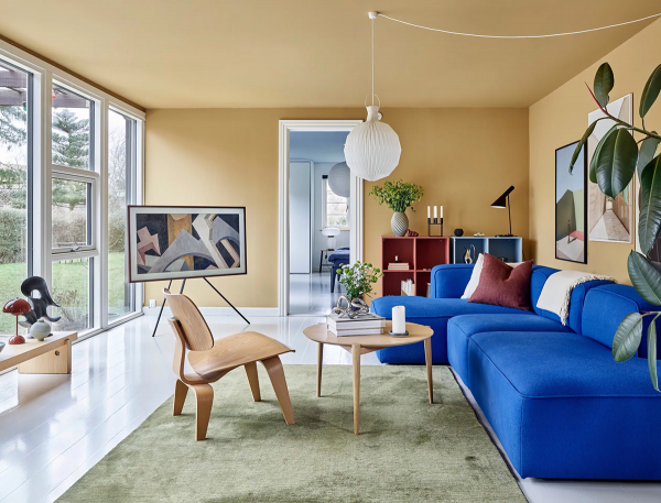 Смелые цветовые решения в интерьерах традиционного домика в дании Смелые цветовые решения в интерьерах традиционного домика в дании