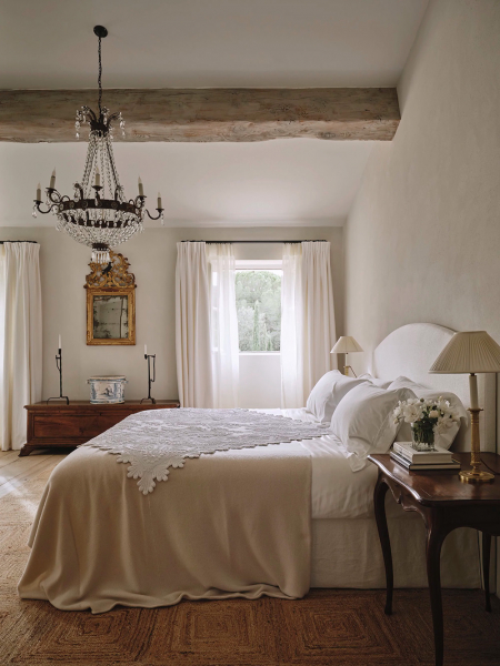 Сплошное вдохновение: утончённые интерьеры восхитительного дома в провансе Сплошное вдохновение: утончённые интерьеры восхитительного дома в провансе