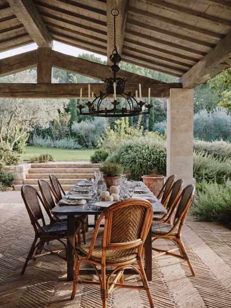 Сплошное вдохновение: утончённые интерьеры восхитительного дома в провансе Сплошное вдохновение: утончённые интерьеры восхитительного дома в провансе