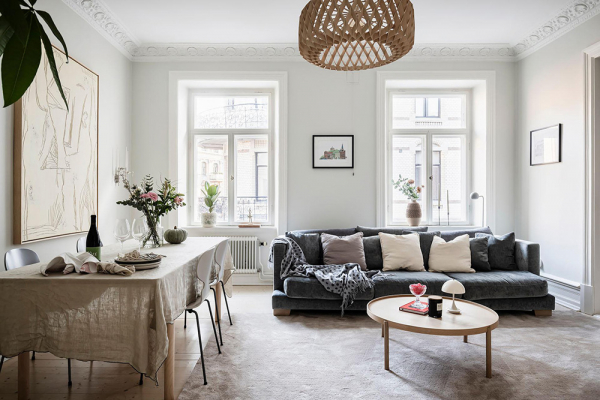 Светлый скандинавский интерьер с тёмно-синими акцентами Светлый скандинавский интерьер с тёмно-синими акцентами