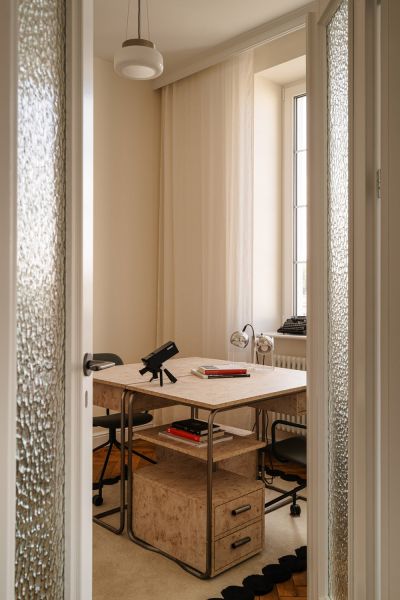 Тепло современного дизайна и модернистские нотки: квартира в гдыне Тепло современного дизайна и модернистские нотки: квартира в гдыне