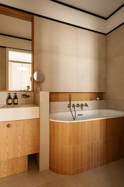 Тепло современного дизайна и модернистские нотки: квартира в гдыне Тепло современного дизайна и модернистские нотки: квартира в гдыне