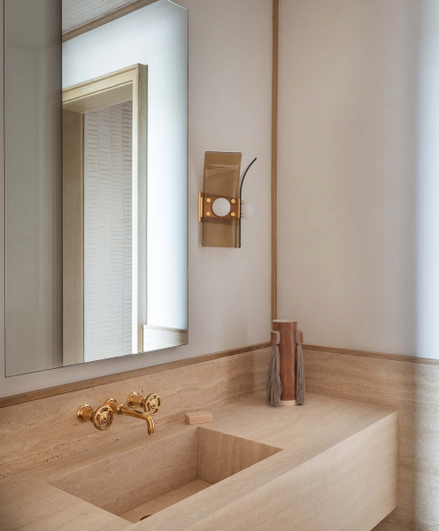 Впечатляющая, но также уютная и располагающая современная резиденция на лонг-айленде Впечатляющая, но также уютная и располагающая современная резиденция на лонг-айленде