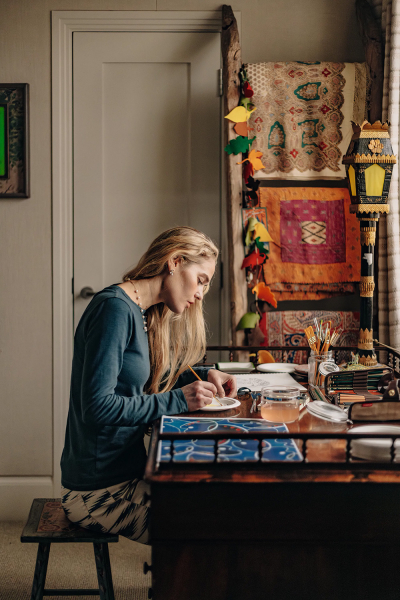 Всё дело в узорах: экстравагантная мансардная квартира дизайнера в лондоне Всё дело в узорах: экстравагантная мансардная квартира дизайнера в лондоне