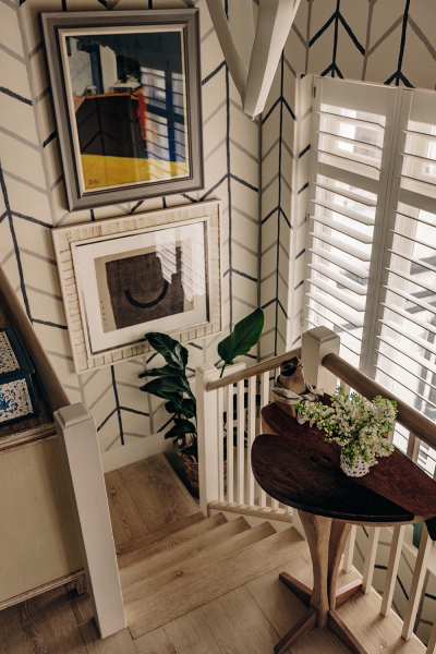 Всё дело в узорах: экстравагантная мансардная квартира дизайнера в лондоне Всё дело в узорах: экстравагантная мансардная квартира дизайнера в лондоне