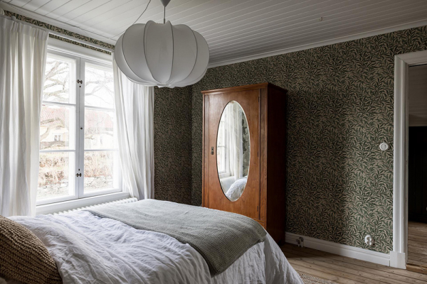 Зеленые интерьеры и нотки зимнего декора: шведская дача 1910 года Зеленые интерьеры и нотки зимнего декора: шведская дача 1910 года