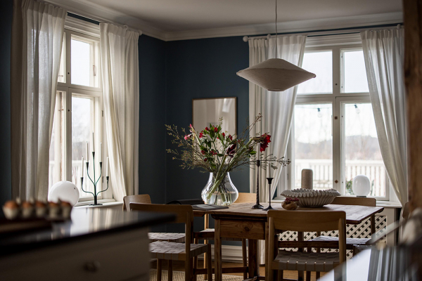 Зеленые интерьеры и нотки зимнего декора: шведская дача 1910 года Зеленые интерьеры и нотки зимнего декора: шведская дача 1910 года